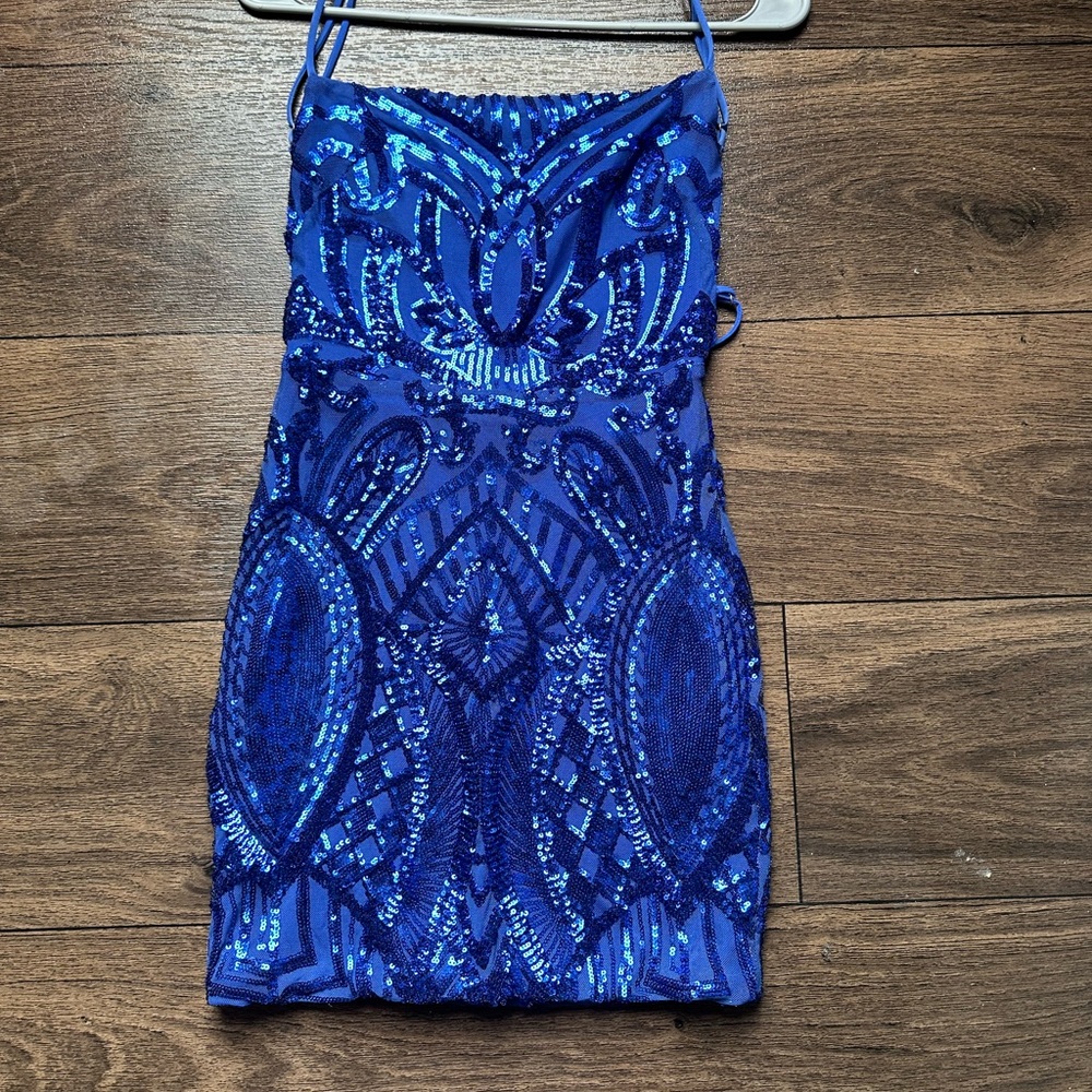 Blue Lucy in the sky body con dress,worn once, size small.